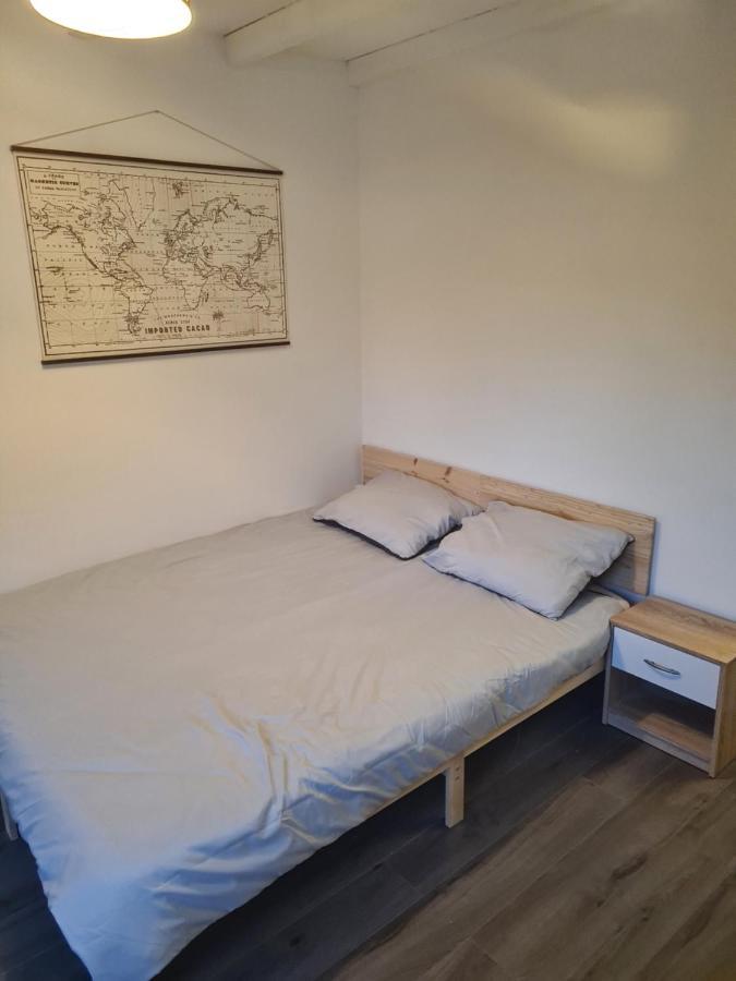 Logement Entier Situe A Taponnat Fleurignac. Bagian luar foto